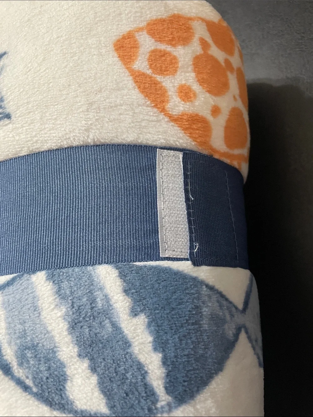 Velvet Throw Blankets Set of 2 Broyhill light colors for any occasion 50 X  60